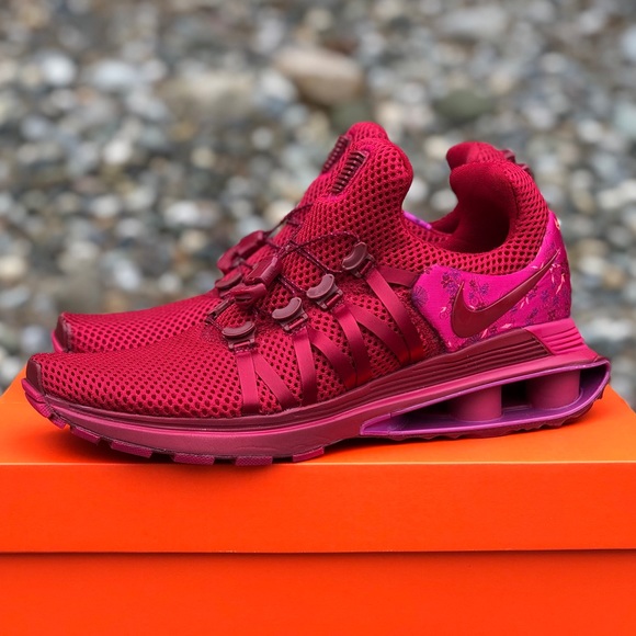 nike shox gravity red crush